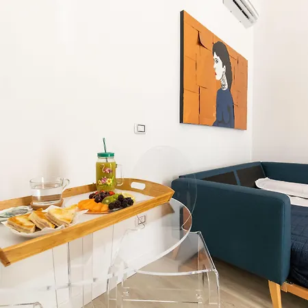 Palazzo Della Porta 4* Neapel