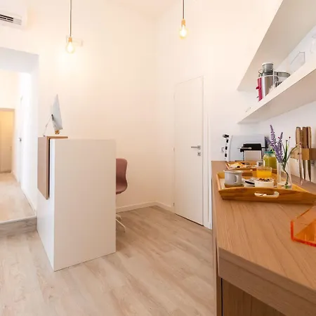 Palazzo Della Porta Nocleg ze śniadaniem 4*