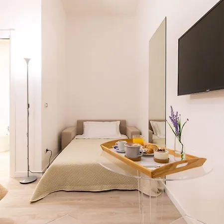 Palazzo Della Porta Neapol