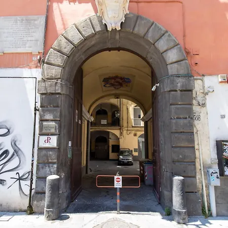 Palazzo Della Porta 4* Neapol