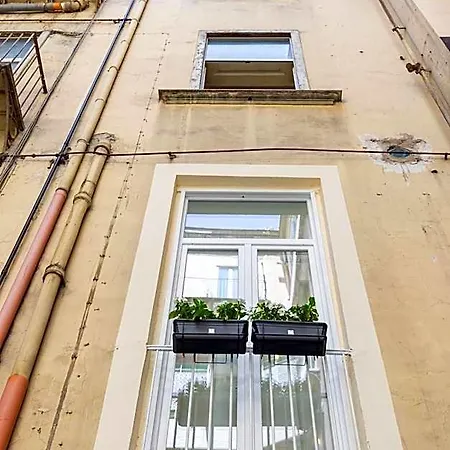 Palazzo Della Porta Naples